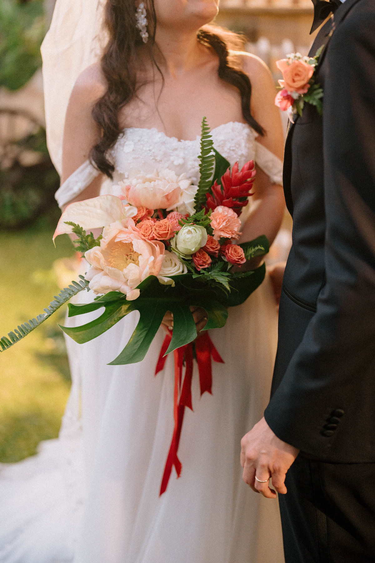 Bouquet de mariée aux tons corail