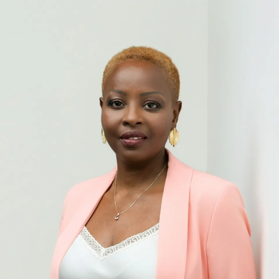 Portrait de Salimata Chetima, expert-comptable à Saint-Pierre
