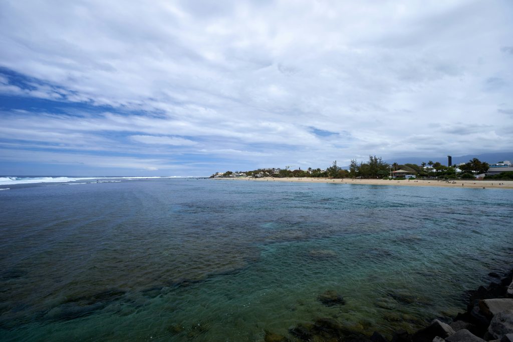 Le lagon et la plage de sable blanc, La Réunion