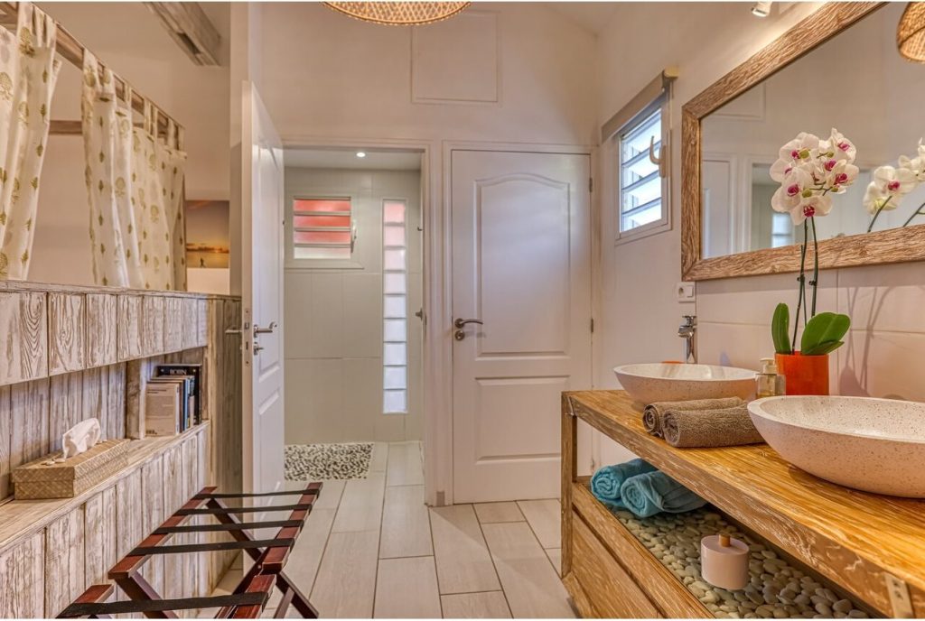 Chambre Baie Rose le coin salon
