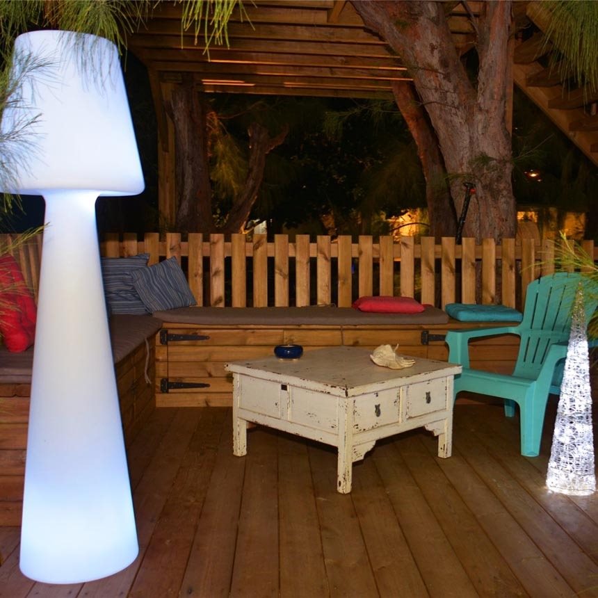 Le guet a li terrasse creole face a l ocean