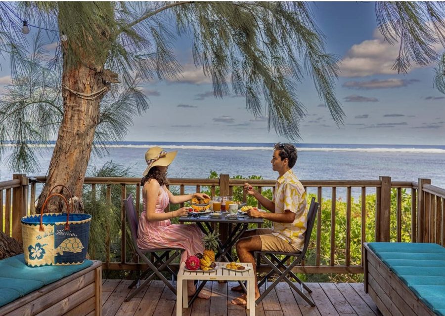 Petit dejeuner face au lagon