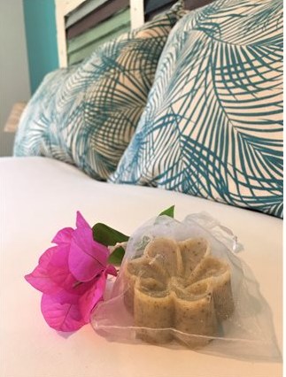 Savon fabrique localement dans votre chambre