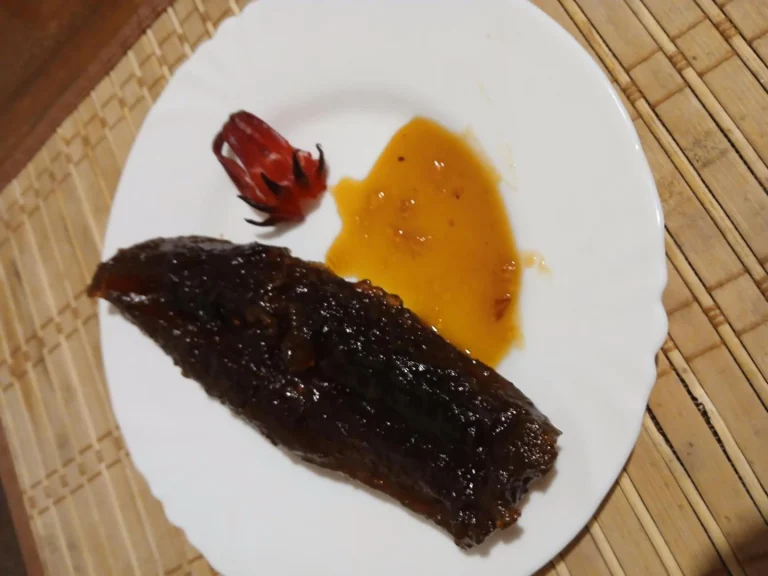 Douceur maison et confiture servies au petit-déjeuner, chambres d'hôtes Lé Fé Coco