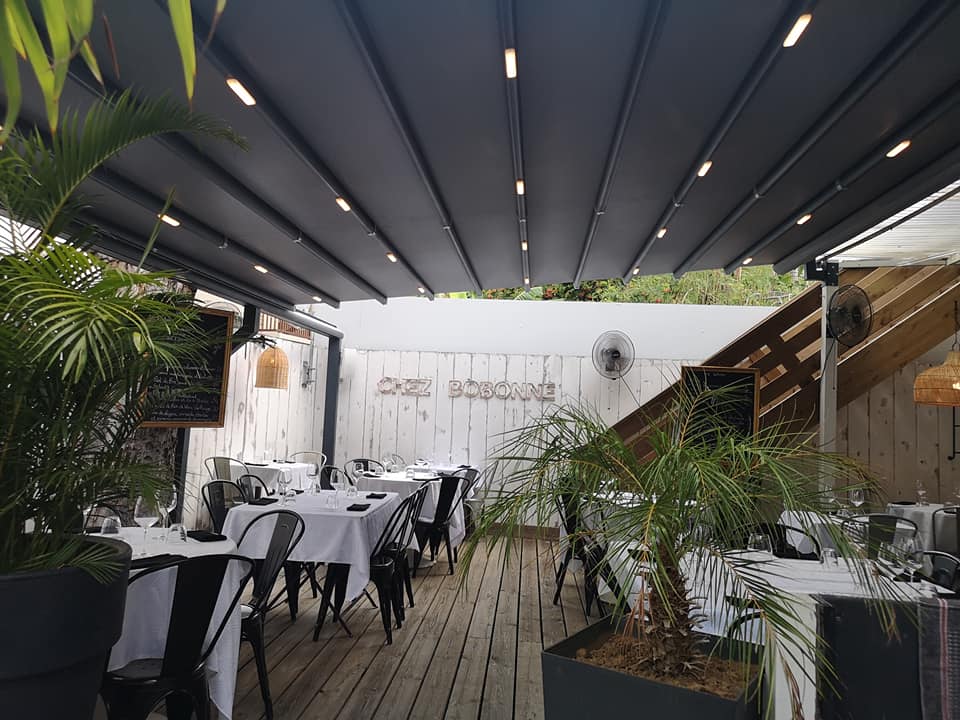 Pergola Chez Bobone à La Réunion, réalisation Run Ombrage