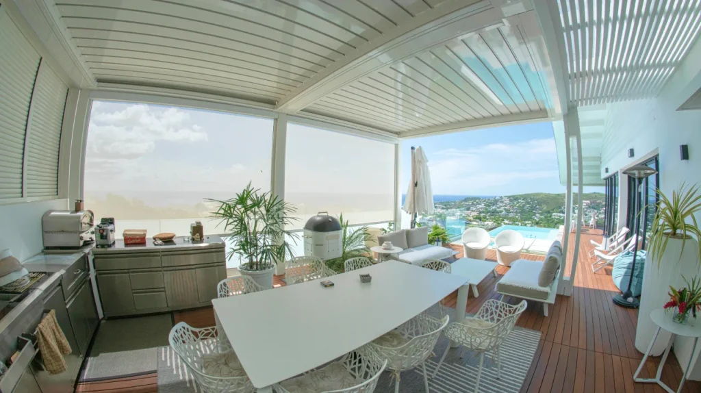 Réalisation de pergola rétractable à La Réunion
