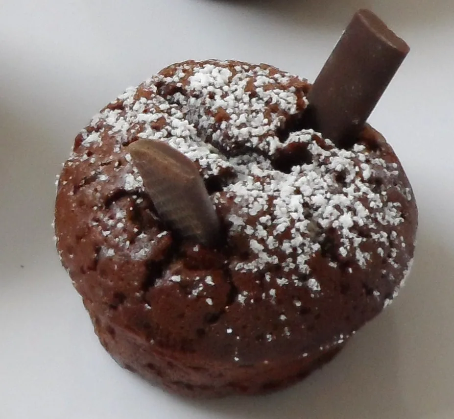 Moelleux au chocolat fait maison par le traiteur VH Tous Services à La Réunion